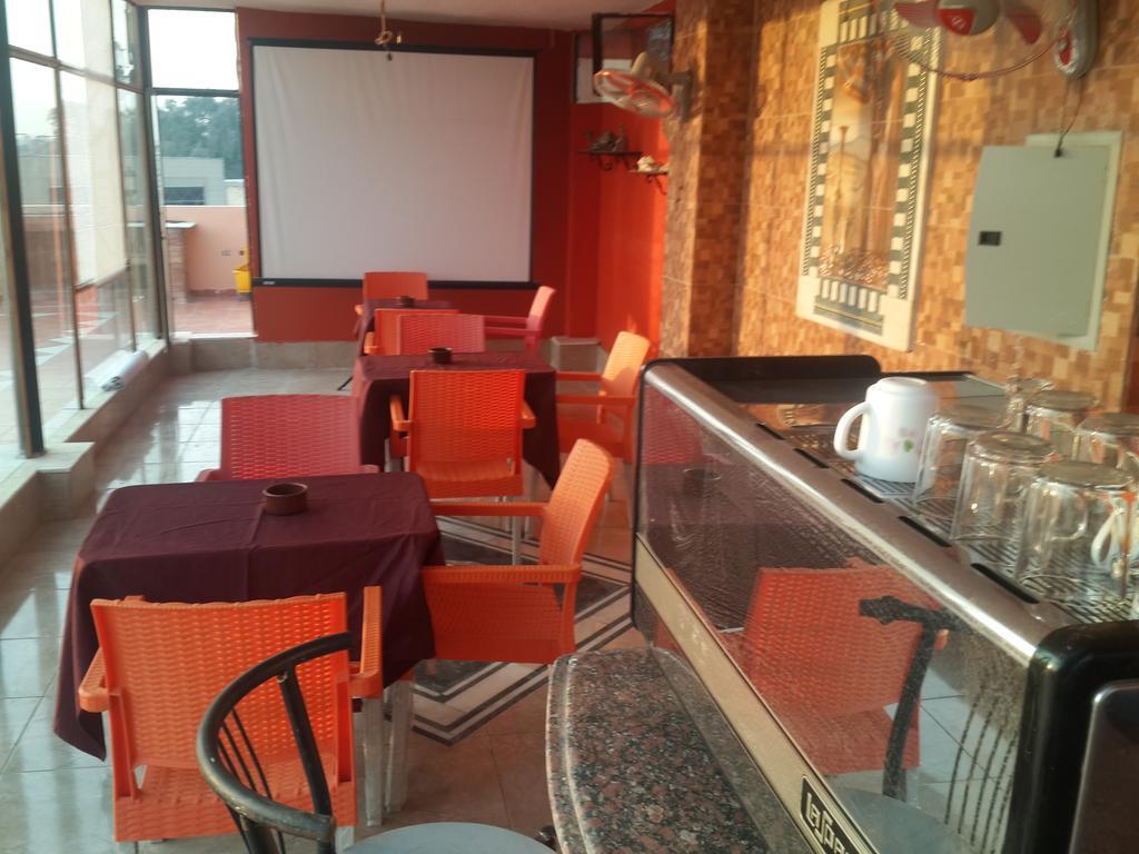 Pyramids Plateau Inn Giza Экстерьер фото