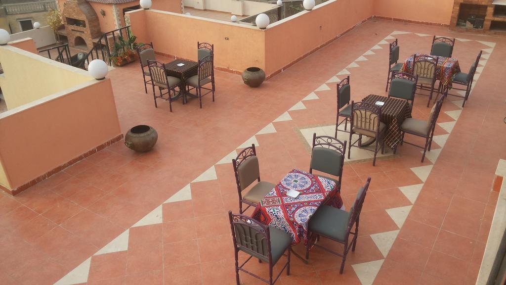Pyramids Plateau Inn Giza Экстерьер фото