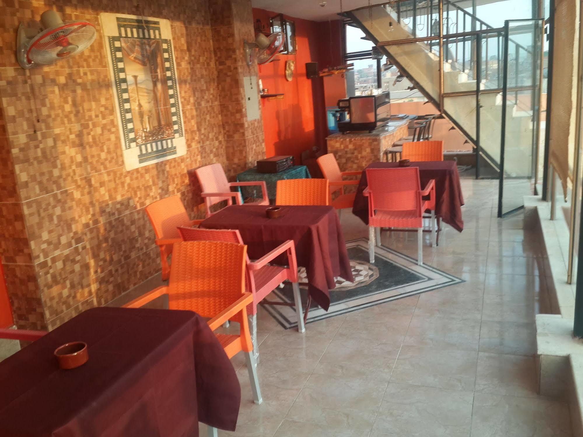 Pyramids Plateau Inn Giza Экстерьер фото