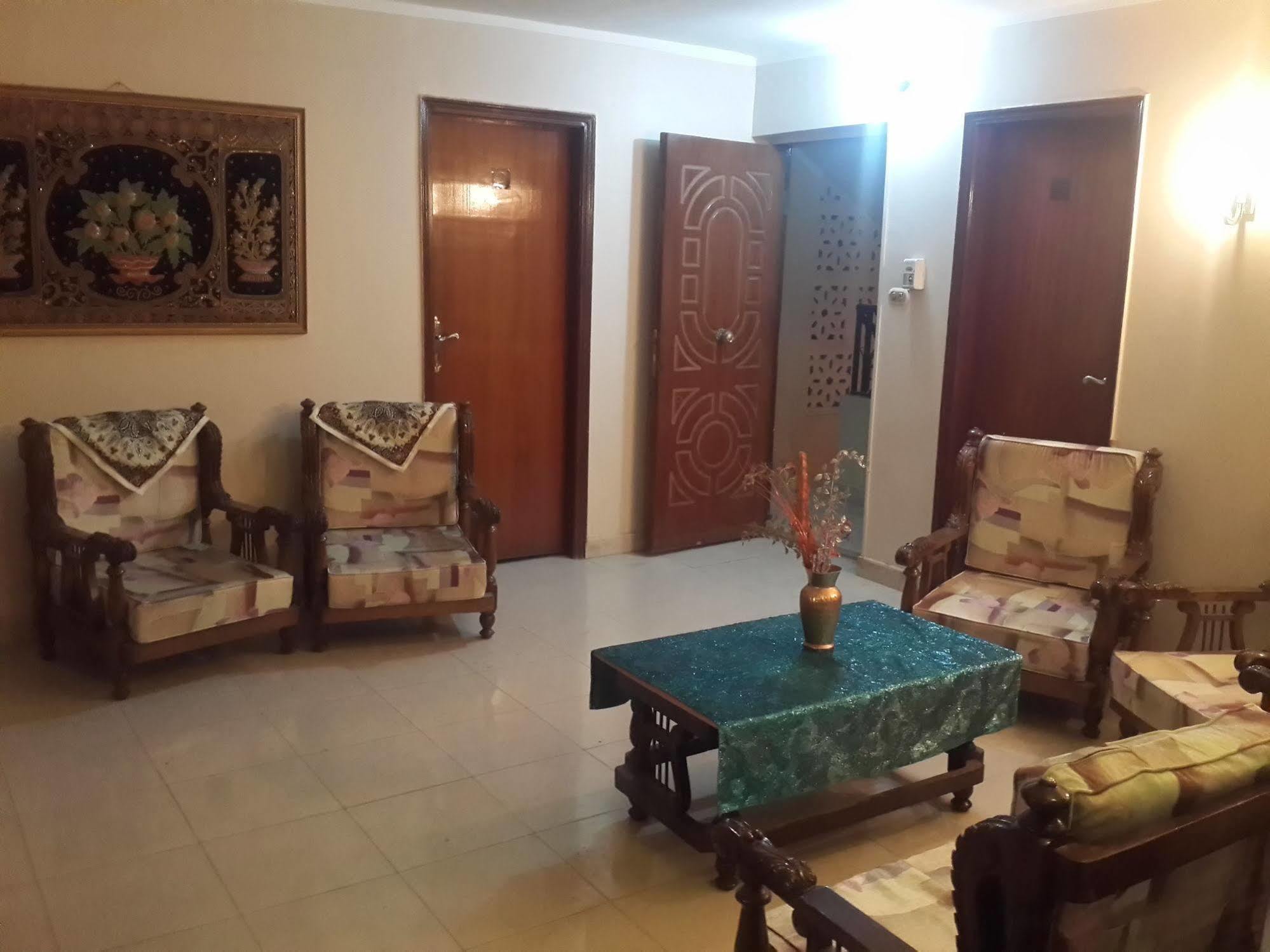 Pyramids Plateau Inn Giza Экстерьер фото