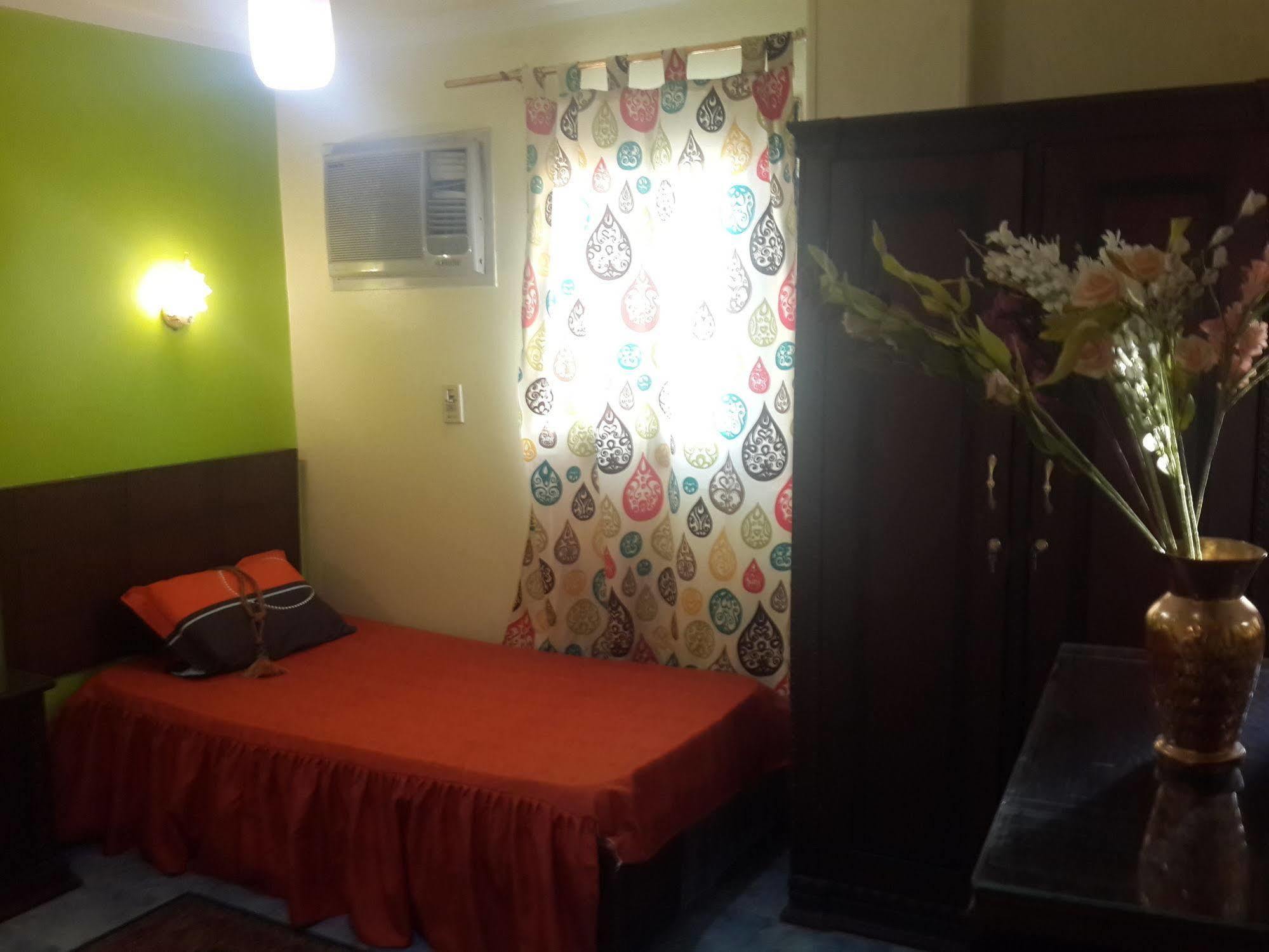 Pyramids Plateau Inn Giza Экстерьер фото